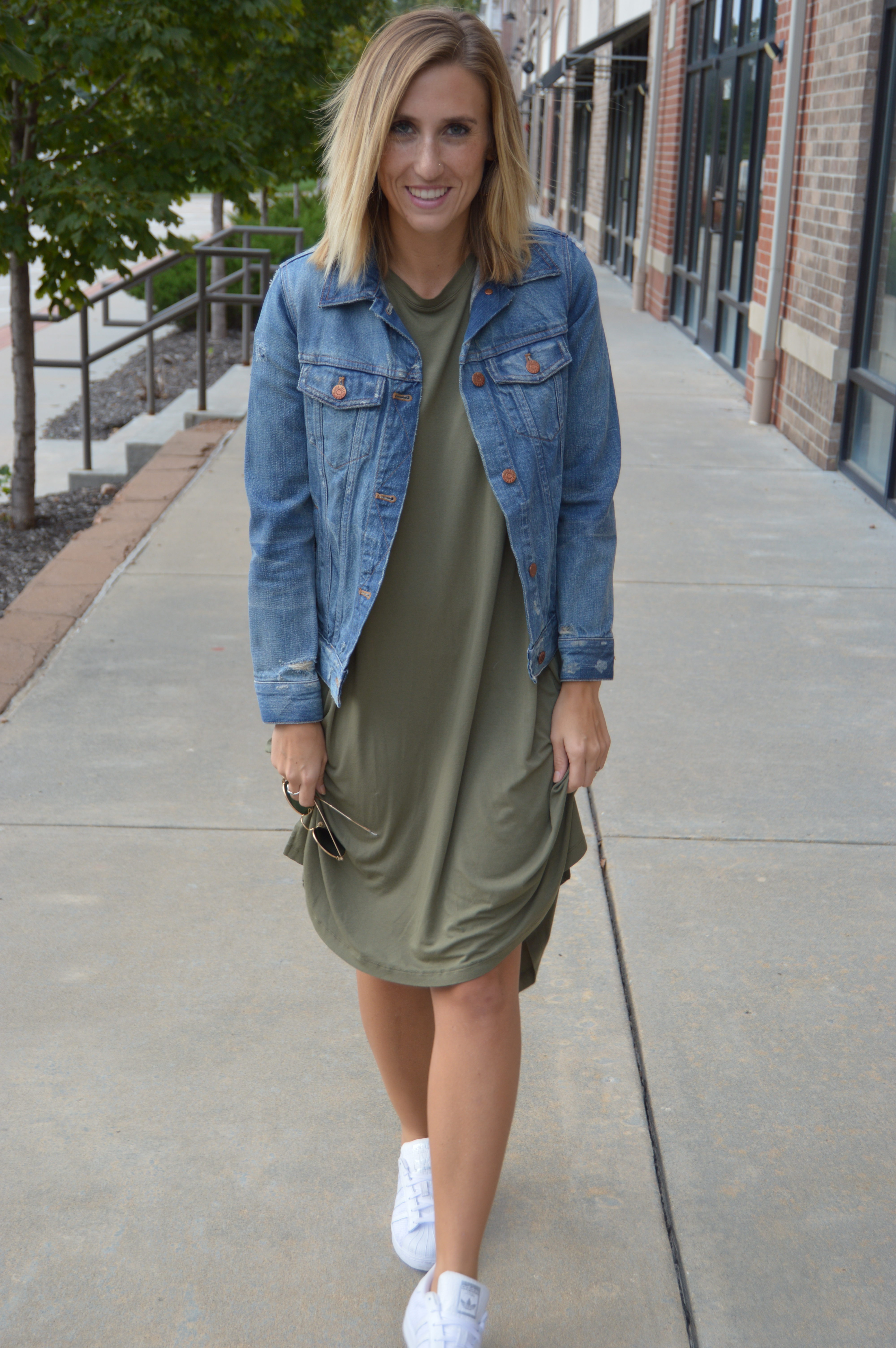 Friday Casual: T-Shirt Dress + Superstars